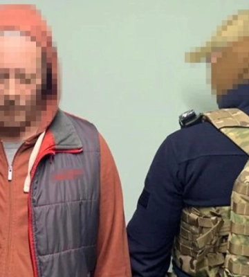 СБУ затримала агента ГРУ РФ, який готував схрони з вибухівкою для терактів у 4 регіонах України. ФОТОрепортаж