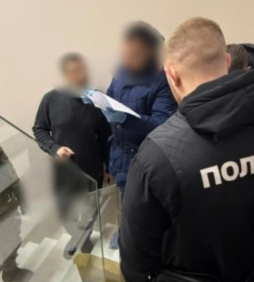 Сміттєва справа: поліція проводить обшуки у Дніпропетровській, Запорізькій та Львівській областях