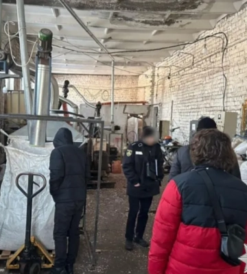Сміттєва справа: поліція проводить обшуки у Дніпропетровській, Запорізькій та Львівській областях
