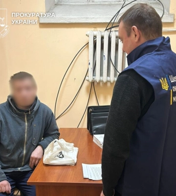 Побив військового, забрав його кросівки та залишив помирати - у Києві судитимуть вбивцю