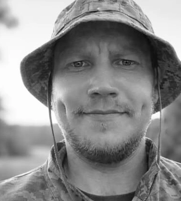У Черкасах прощалися з полеглим стрільцем, який загинув на Донеччині