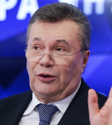 Януковича приговорили к 15 годам за захват земли под Киевом