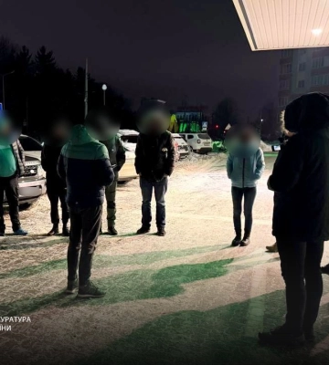 До ЄС через «зелений коридор» на Закарпатті: двоє львів'ян переправляли чоловіків за 13 тисяч доларів США