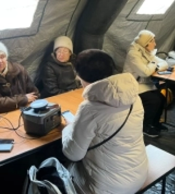 Рятувальники Рівненщини організували два Пункти незламності в Києві для підтримки місцевих мешканців