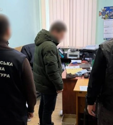 Бывший нардеп "трудоустроился" ради бронирования, а затем скрылся за границу