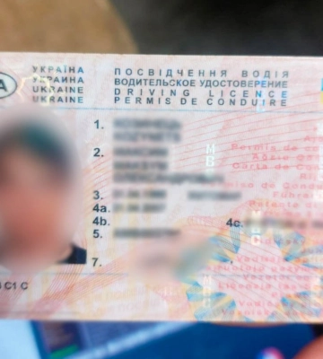 Що виявили копи під час перевірки авто на Харківщині