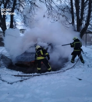 У місті на Волині горів автомобіль