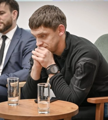 Атака дроном: враг ударил по авто ГСЧС в запорожском поселке