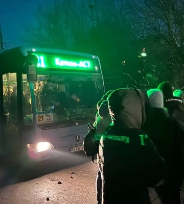 У центрі Хмельницького мітингують щодо графіків відключень світла (ОНОВЛЮЄТЬСЯ)