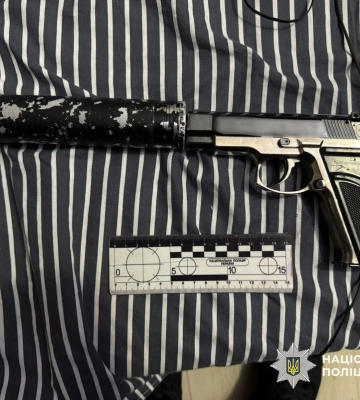 Замах на вбивство на Київщині: поліція затримала кілера та встановлює особу замовника. ФОТО