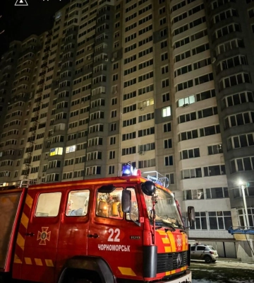 У Чорноморську з висоти 24 поверху врятували чоловіка