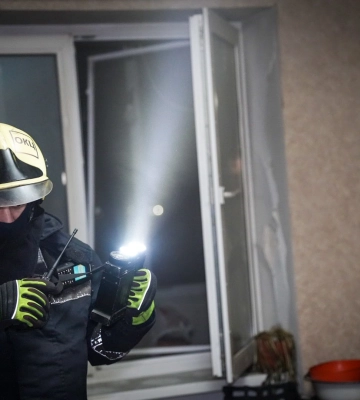 В Одесі стався вибух у багатоповерхівці: чоловік у тяжкому стані в лікарні