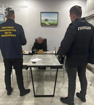 У Миколаєві прокурори повідомили про підозру керівнику КП за розтрату понад 1,2 млн грн бюджетних коштів при закупівлі світлофорів