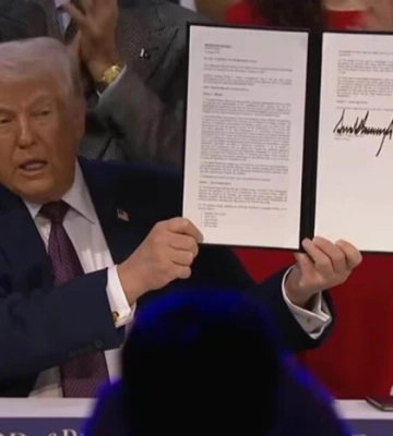 Трамп офіційно представив «Раду миру» в Давосі: список країн-учасниць