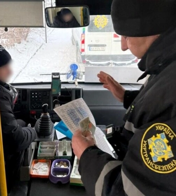 На Черкащині за тиждень виявили 30 порушників, які перевозили пасажирів з порушеннями
