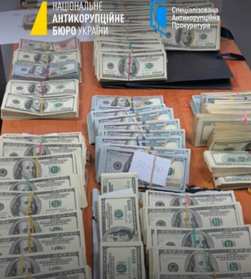 На митному посту «Луцьк» – обшуки: що там коїться