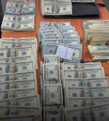 НАБУ провело обшуки на митному пості «Луцьк», вилучили $850 тисяч