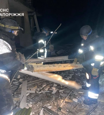 Росіяни обстріляли КАБами селище у Запорізькому районі, є поранені