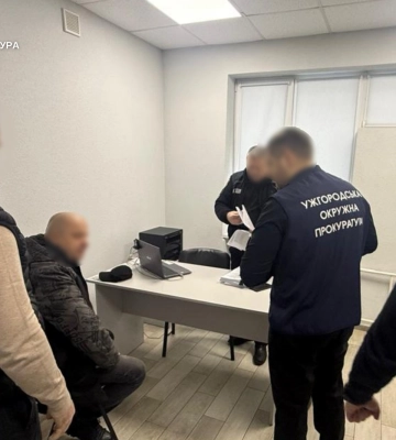 Підприємця підозрюють у привласненні 700 тис. грн під час ремонту дороги в аеропорту «Ужгород»