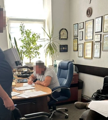 На Донеччині працівники одного з райсудів організували злочинну схему ухилення від мобілізації
