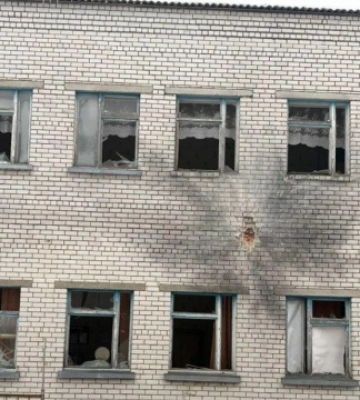 У Семенівці на Чернігівщині росіяни вчора атакували дронами будівлю школи