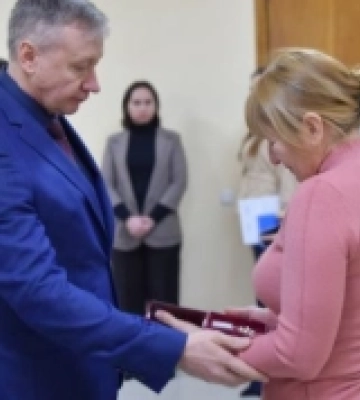 В Ізмаїлі нагороду полеглого захисника з села Кислиця вручили його рідним