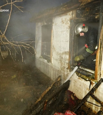 В Житомирському районі на пожежі загинули жінка та двоє дітей, ще одну дитину госпіталізували. ВІДЕО