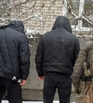 У Вінниці викрили групу, яка за гроші відбивала чоловіків від мобілізації