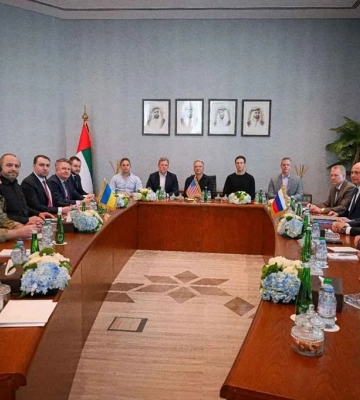 Мирні переговори на тлі обстрілів, що відбувається в Абу-Дабі