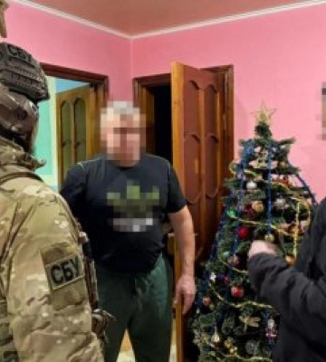 СБУ виявила понад 300 тис. доларів США під час обшуків у очільниці однієї із районних ВЛК на Дніпропетровщині