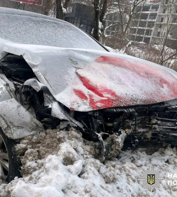У Хмельницькому внаслідок ДТП постраждав та потрапив до лікарні 45-річний чоловік