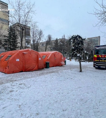 Рівненські рятувальники цілодобово підтримують киян у «Пунктах Незламності»