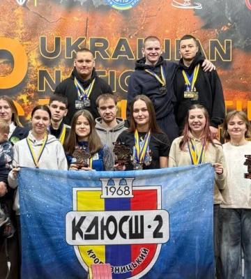 Двоє юних спортсменів з Кропивницького стали чемпіонами України з пауерліфтингу 