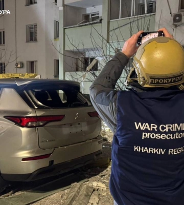 В Харькове – взрывы: дрон попал в торговый центр в Салтовском районе