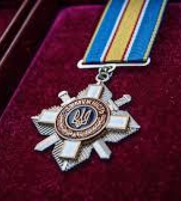 Президент посмертно нагородив трьох захисників із Полтавщини