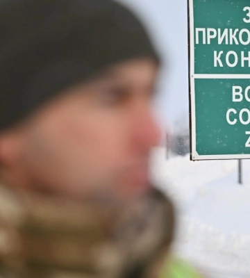 Подорож через кордон з Польщею ускладнилась: у пунктах пропуску стався збій