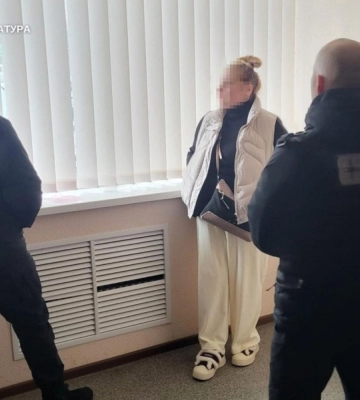 Фіктивний шлюб за 5 тисяч доларів: на Кіровоградщині викрили схему незаконного виїзду за кордон