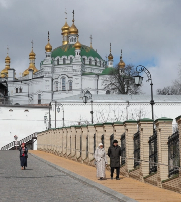 Лавра впервые со Второй мировой войны подверглась разрушениям в результате атаки 24 января – фото