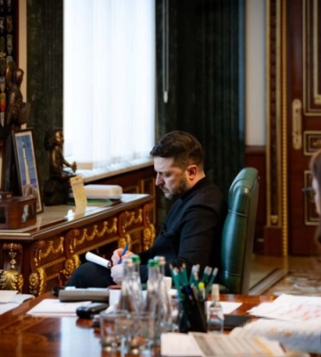 Зеленський: Київ перебуває у надзвичайно складних обставинах – понад 1200 будинків досі без опалення