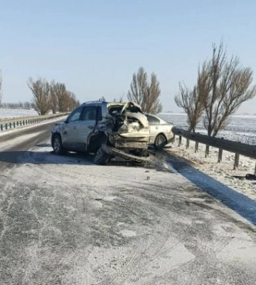 На трассе под Мелитополем в ДТП пострадал 12-летний мальчик