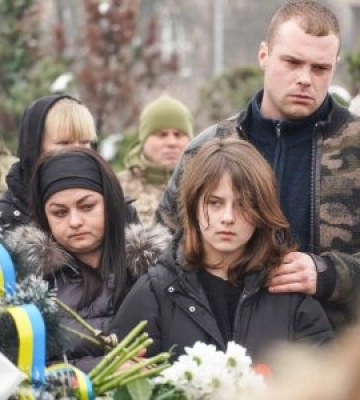 В Ужгороді попрощалися із загиблим захисником Володимиром Малєвим