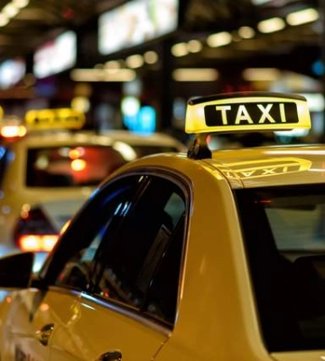 У Києві різко зросли ціни на таксі під час повітряної тривоги