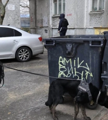 У Миколаєві в сміттєвому контейнері знайшли немовля