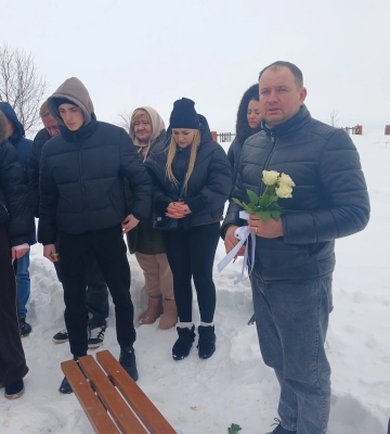 Ворожий обстріл обірвав життя Героя: на Волині дружині полеглого захисника вручили державну нагороду