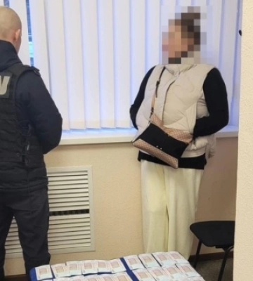 СБУ викрила на Кіровоградщині схему переправлення чоловіків за кордон через укладення фіктивного шлюбу