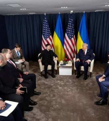 США дали понять Украине, что предоставят гарантии безопасности только после ее отказа от Донбасса — FT