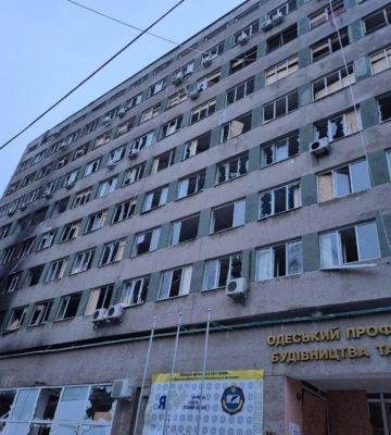 Під час нічного обстрілу знову постраждав Одеський професійний ліцей будівництва та архітектури