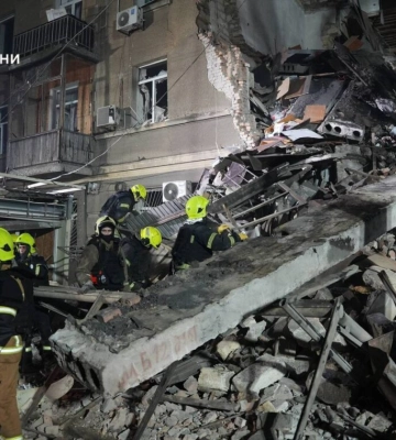 Удар по Одессе: под завалами дома нашли тело мужчины