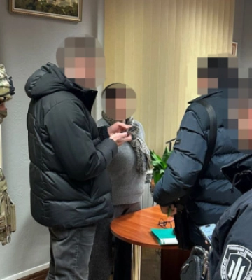 Чиновники РДА Києва продавали фіктивне опікунство, використовуючи осіб з інвалідністю, - ДБР. АУДІО+ФОТОрепортаж