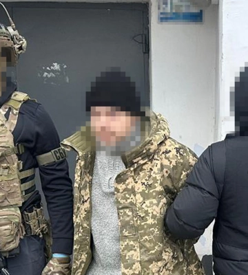 СБУ затримала коригувальника, який допомагав рашистам знищувати об’єкти Сил оборони на Одещині